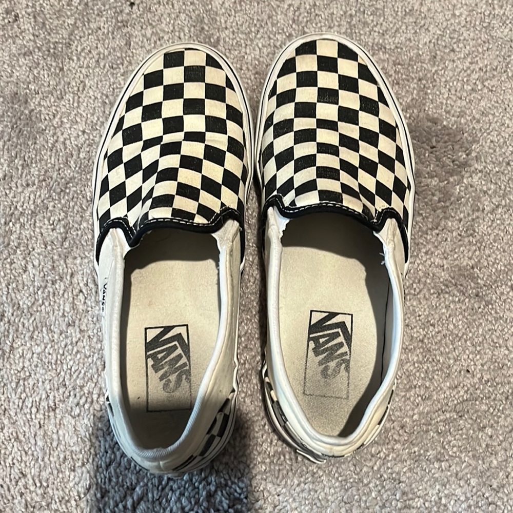 women’s 7 checkered vans
